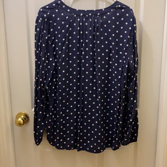 Women’s XLarge Old Navy blue&white polkadot blouse - Picture 5 of 5